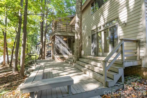 $1,995,000 | 19322 Yachtman Drive, Cornelius, NC 28031