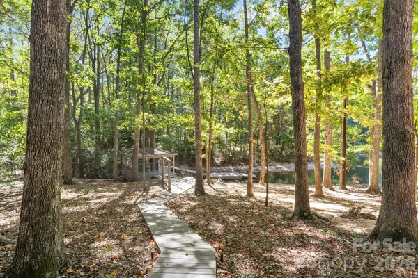 $1,995,000 | 19322 Yachtman Drive, Cornelius, NC 28031