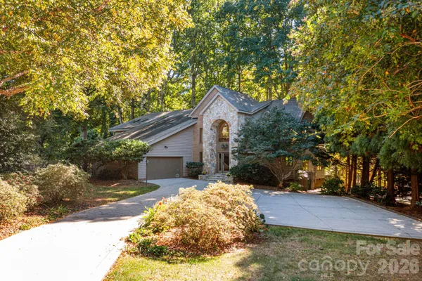 $1,995,000 | 19322 Yachtman Drive, Cornelius, NC 28031