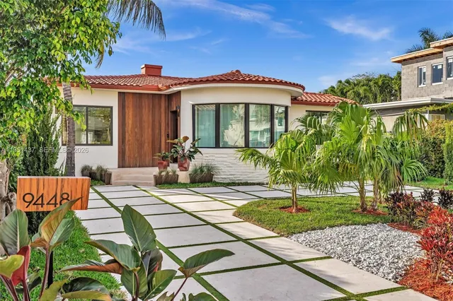 $2,478,000 | 9448 Abbott Avenue, Surfside, FL 33154
