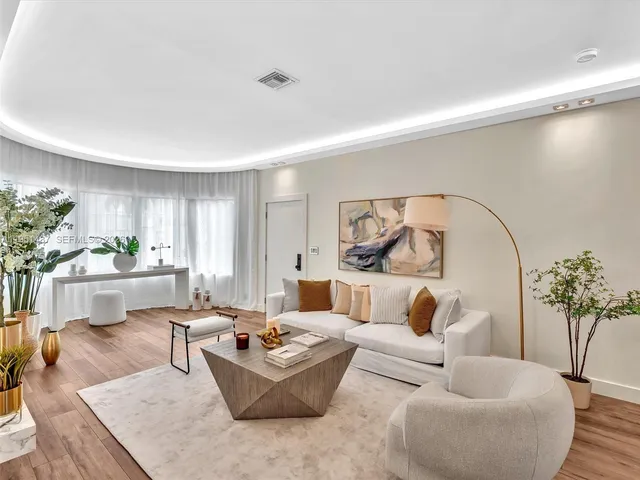 $2,478,000 | 9448 Abbott Avenue, Surfside, FL 33154