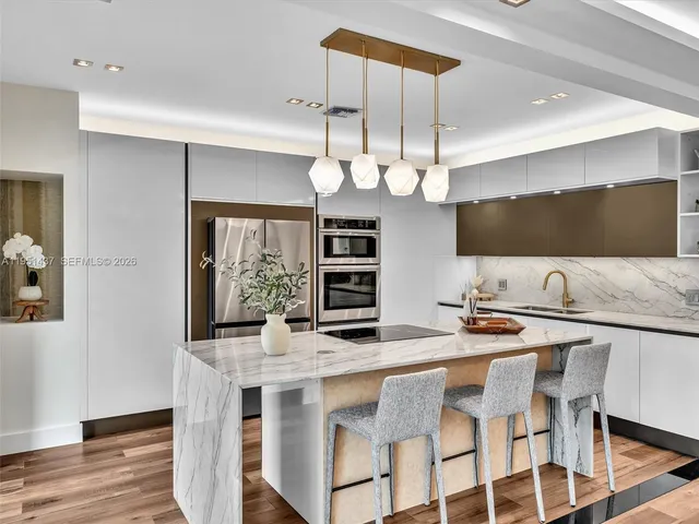 $2,478,000 | 9448 Abbott Avenue, Surfside, FL 33154