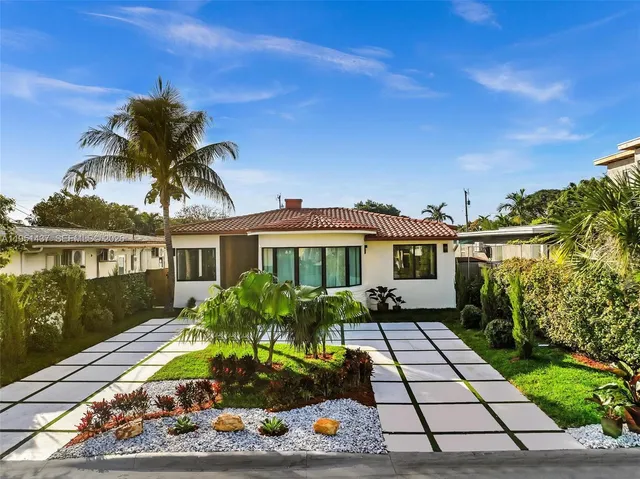 $2,478,000 | 9448 Abbott Avenue, Surfside, FL 33154