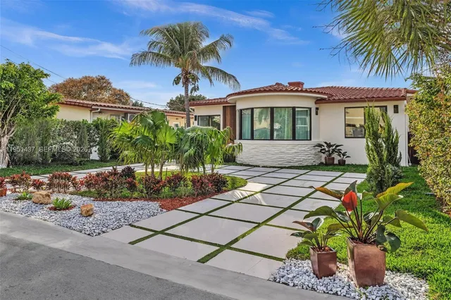 $2,478,000 | 9448 Abbott Avenue, Surfside, FL 33154