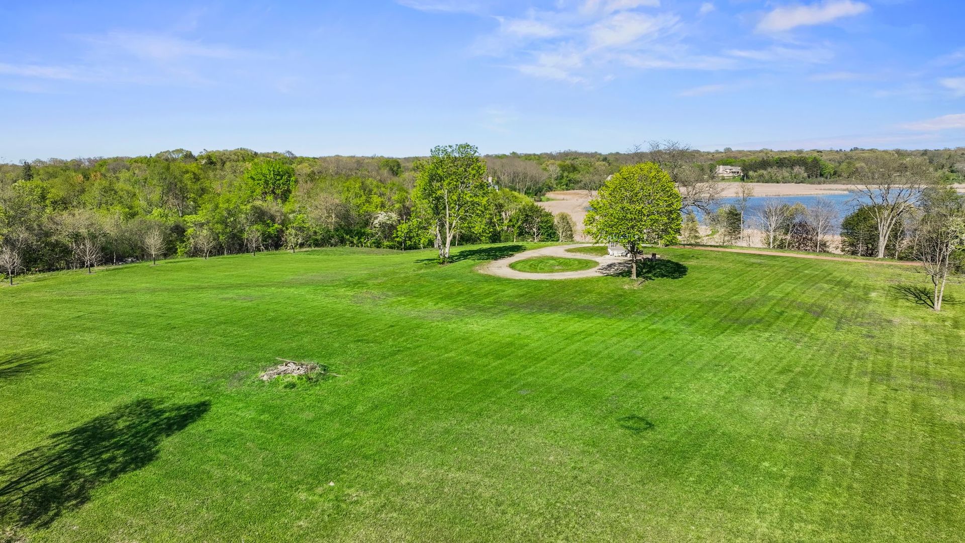 241 Otis Road Barrington Hills, IL 60010 - Photo 10 of 11 a view of a city