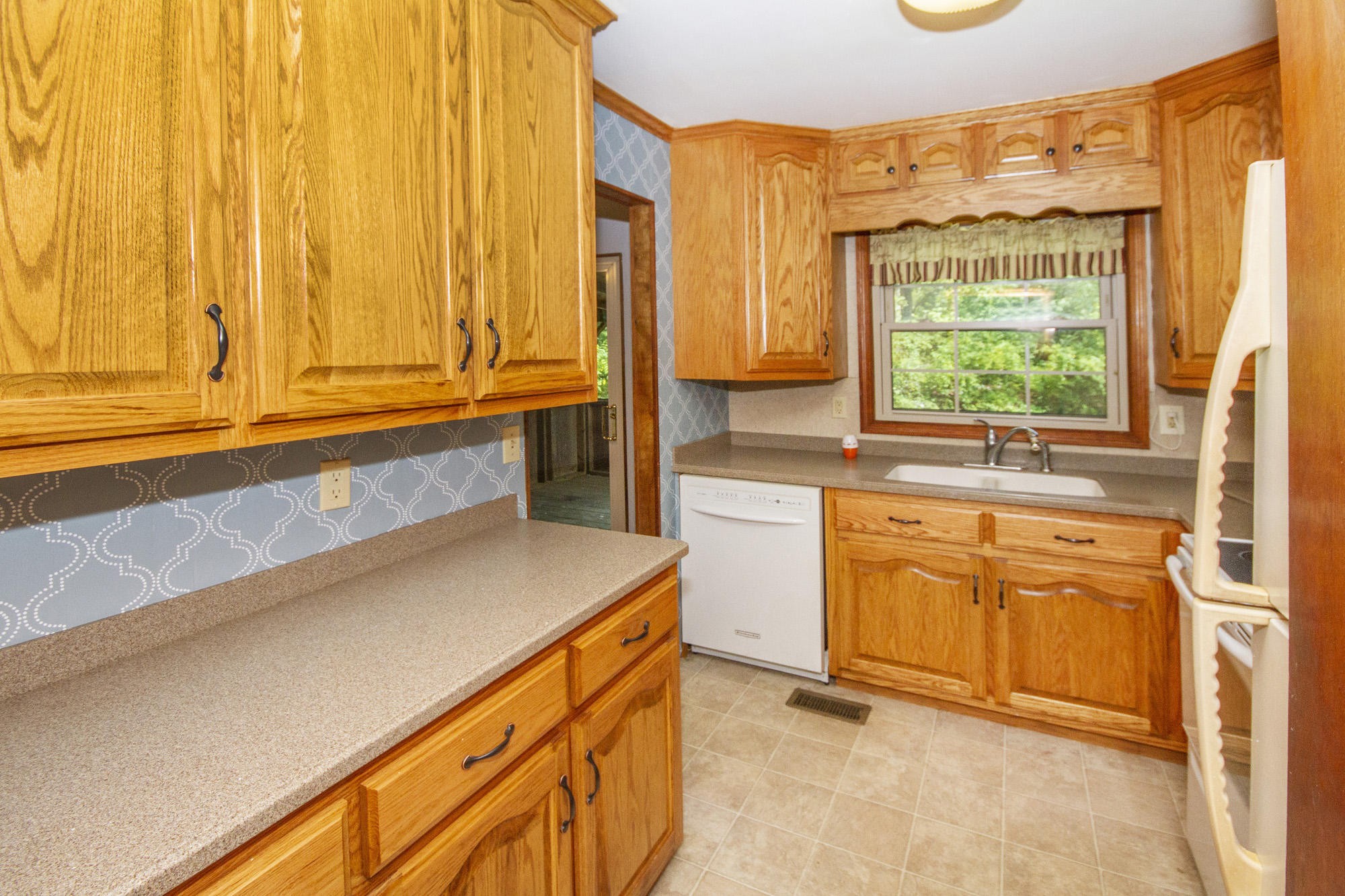 103 Simmons Road Loudon, TN 37774 - Photo 9 of 23 Gallery Image 9