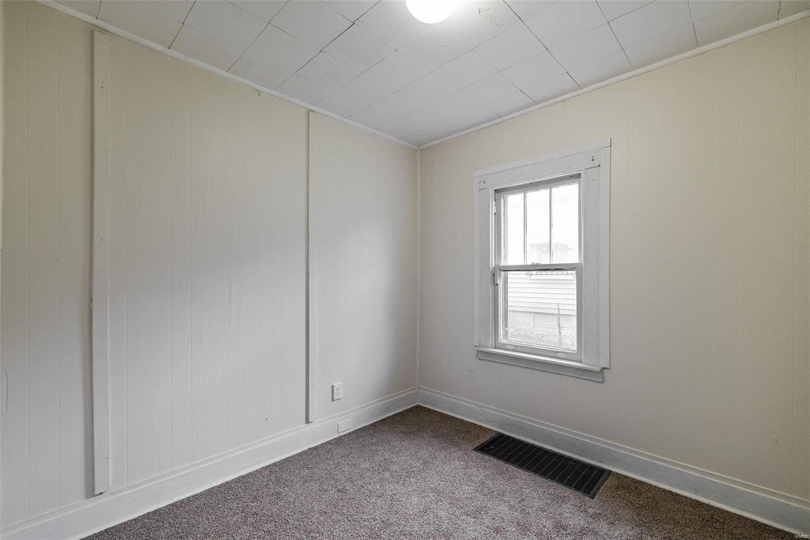 6546 Joseph Avenue St. Louis, MO 63133 - Photo 13 of 29