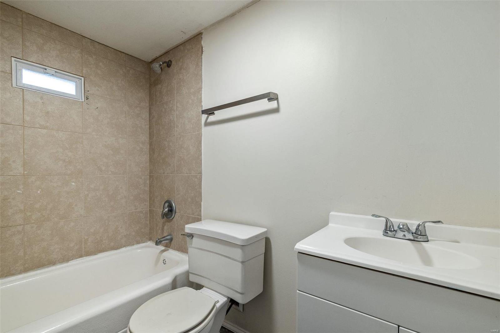 6546 Joseph Avenue St. Louis, MO 63133 - Photo 15 of 29