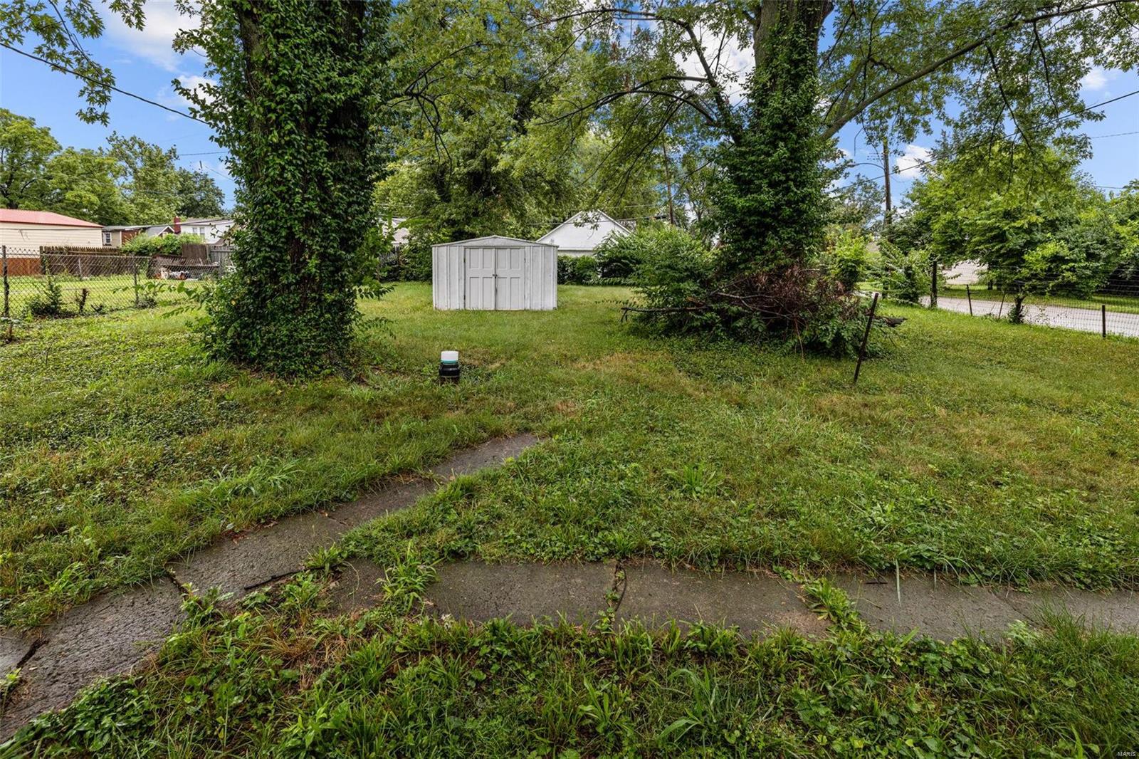 6546 Joseph Avenue St. Louis, MO 63133 - Photo 23 of 29