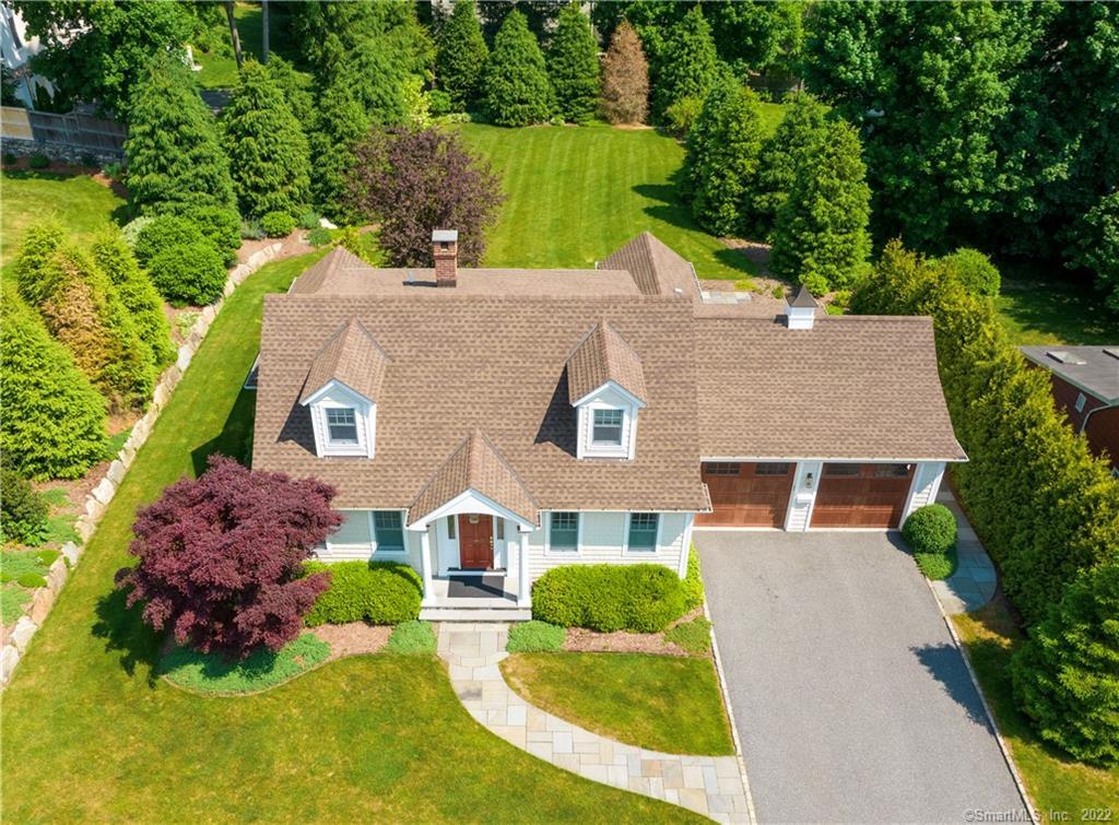 In Town Living at It's Best - City water & sewer