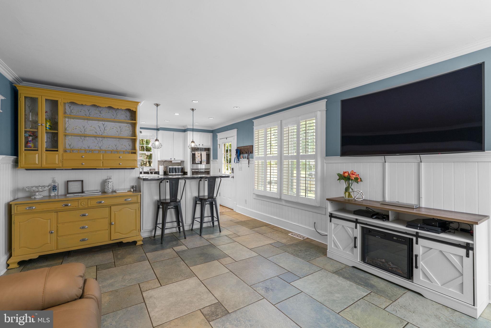 333 East Maple Road Linthicum Heights, MD 21090 - Photo 16 of 34 Gallery Image 16