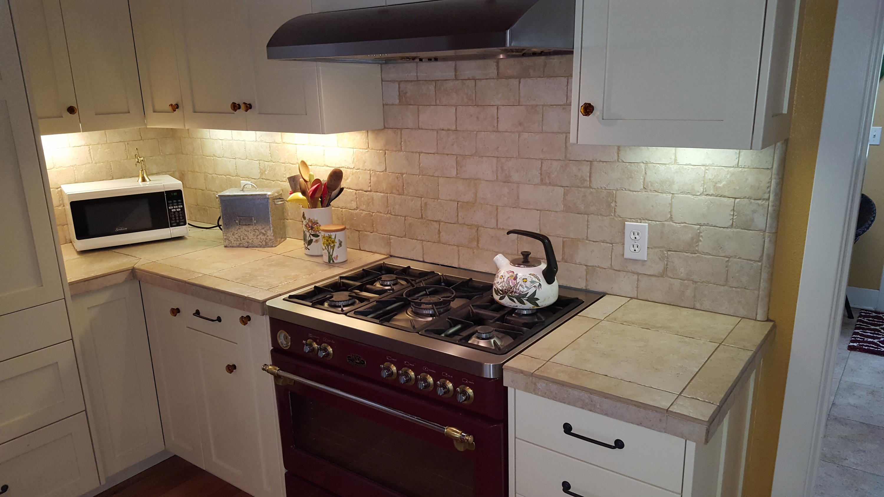 13148 South Fork Road Igo, CA 96047 - Photo 12 of 50 UPGRADED RANGE WITH CUSTOM CABINETS