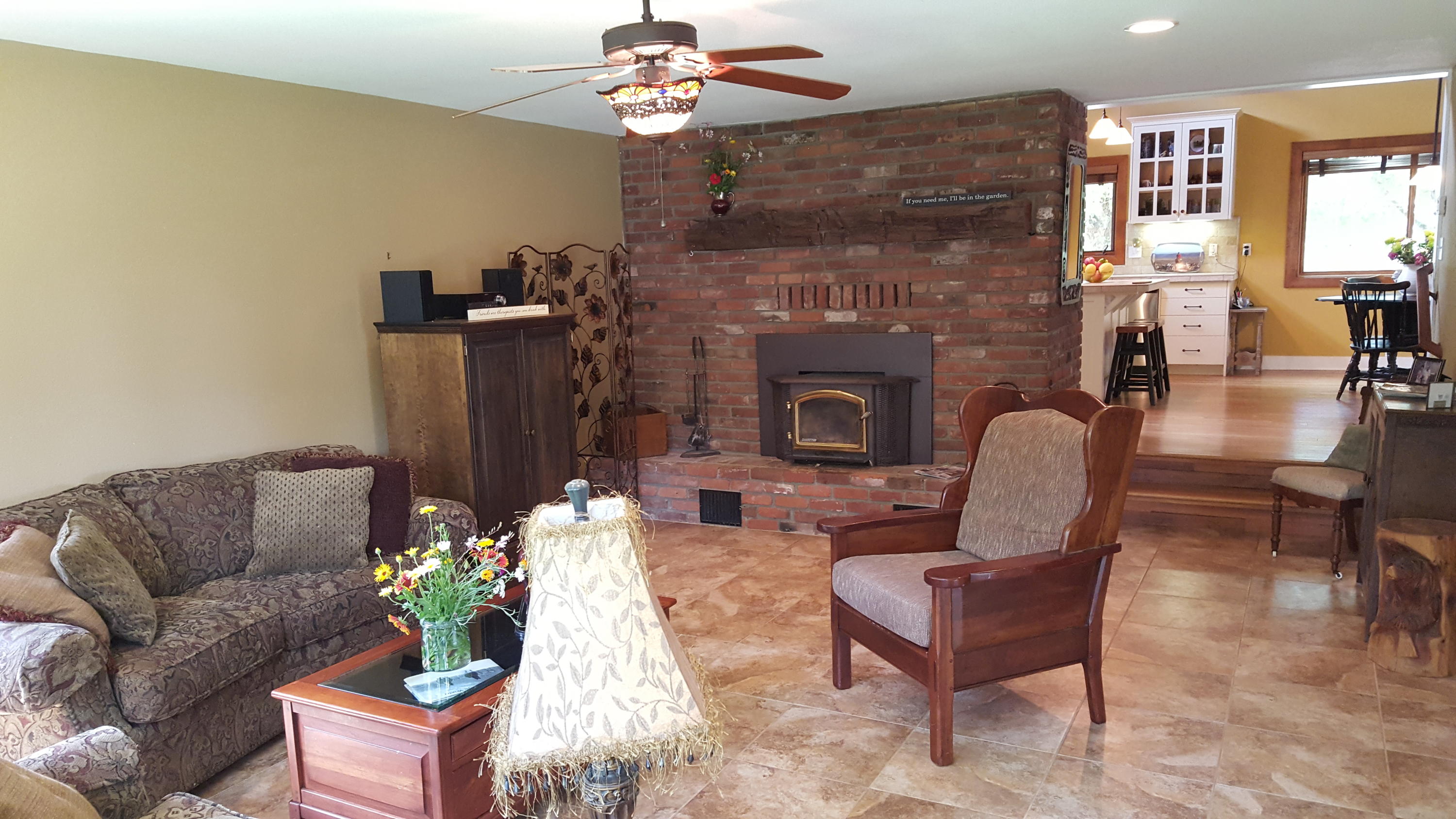 13148 South Fork Road Igo, CA 96047 - Photo 19 of 50 GREAT ROOM WITH WOOD FIREPLACE & MANTEL