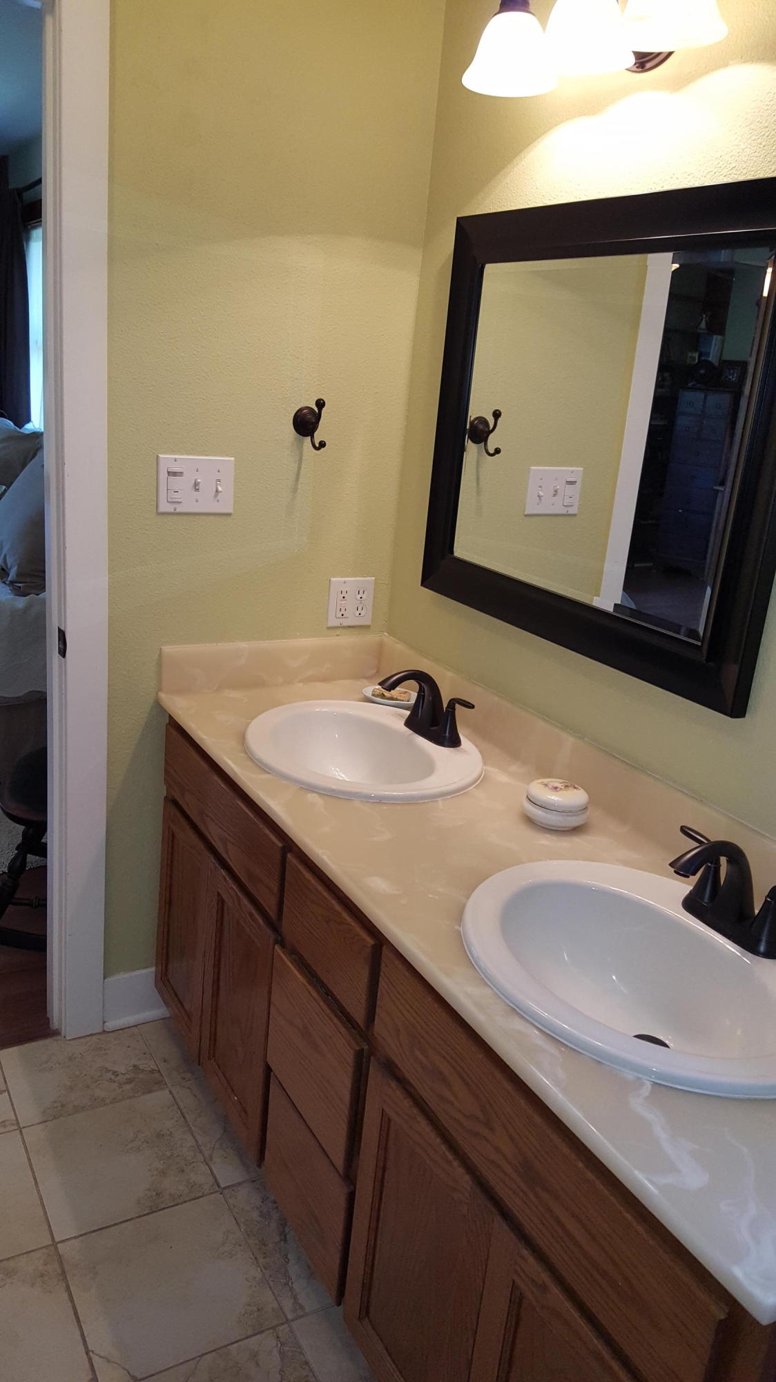 13148 South Fork Road Igo, CA 96047 - Photo 26 of 50 MASTER BATHROOM WITH UPGRADED FIXTURES