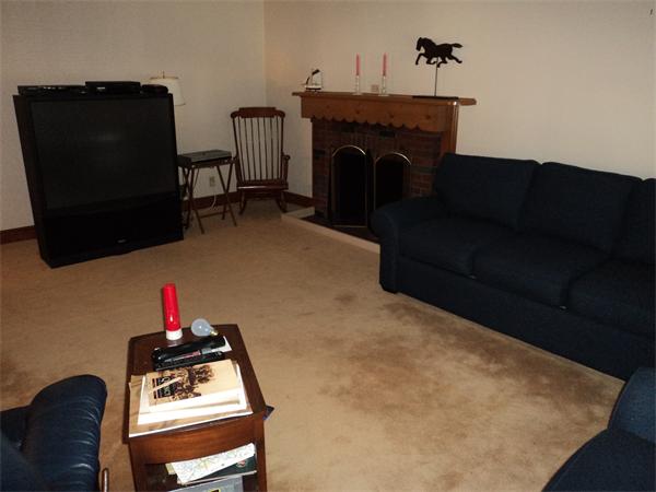 37 Thompson Road Weymouth, MA 02191 - Photo 5 of 11