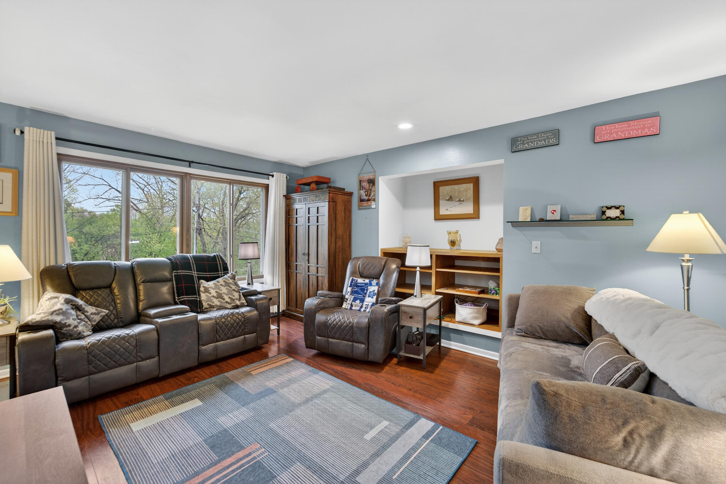 1424 South River Road, Unit 1426 New Berlin, WI 53151 - Photo 4 of 30 Lv Rm