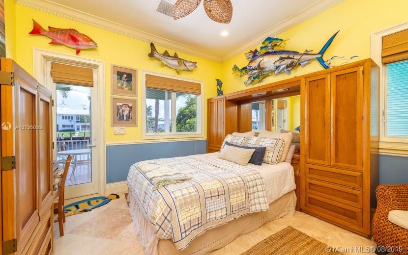 2411 Northeast 35th Street Lighthouse Point, FL 33064 - Photo 14 of 40 Gallery Image 14