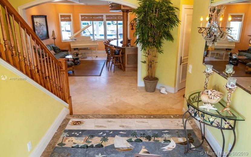 2411 Northeast 35th Street Lighthouse Point, FL 33064 - Photo 3 of 40 Gallery Image 3