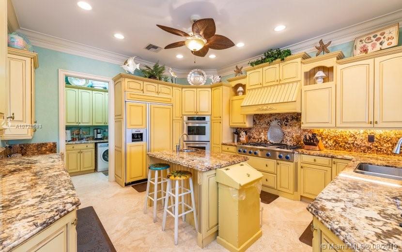 2411 Northeast 35th Street Lighthouse Point, FL 33064 - Photo 29 of 40 Gallery Image 29