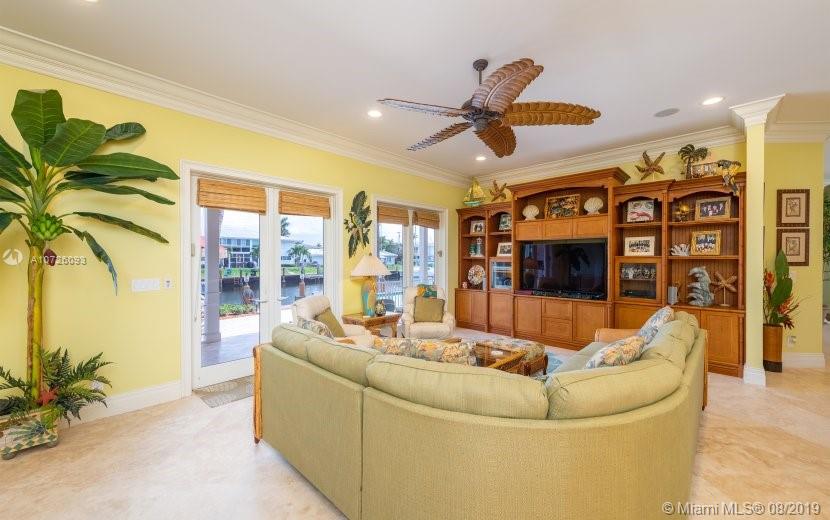 2411 Northeast 35th Street Lighthouse Point, FL 33064 - Photo 7 of 40 Gallery Image 7