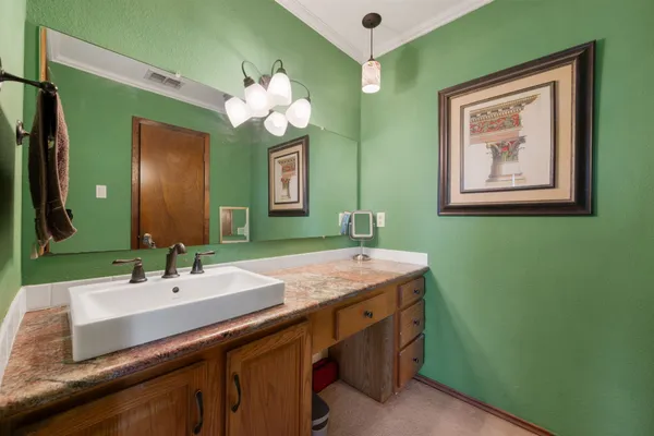 $800,000 | 902 Ray Berglund Boulevard, Round Rock, TX 78664