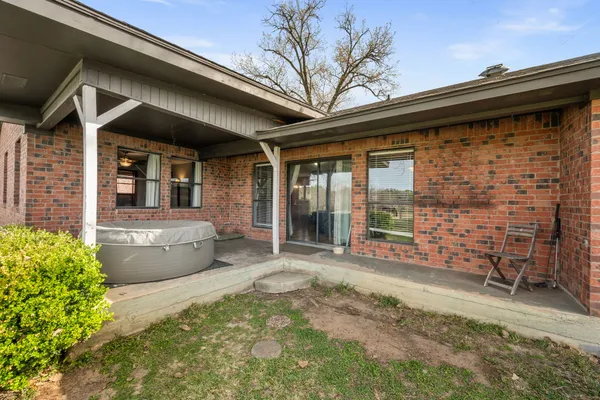 $800,000 | 902 Ray Berglund Boulevard, Round Rock, TX 78664