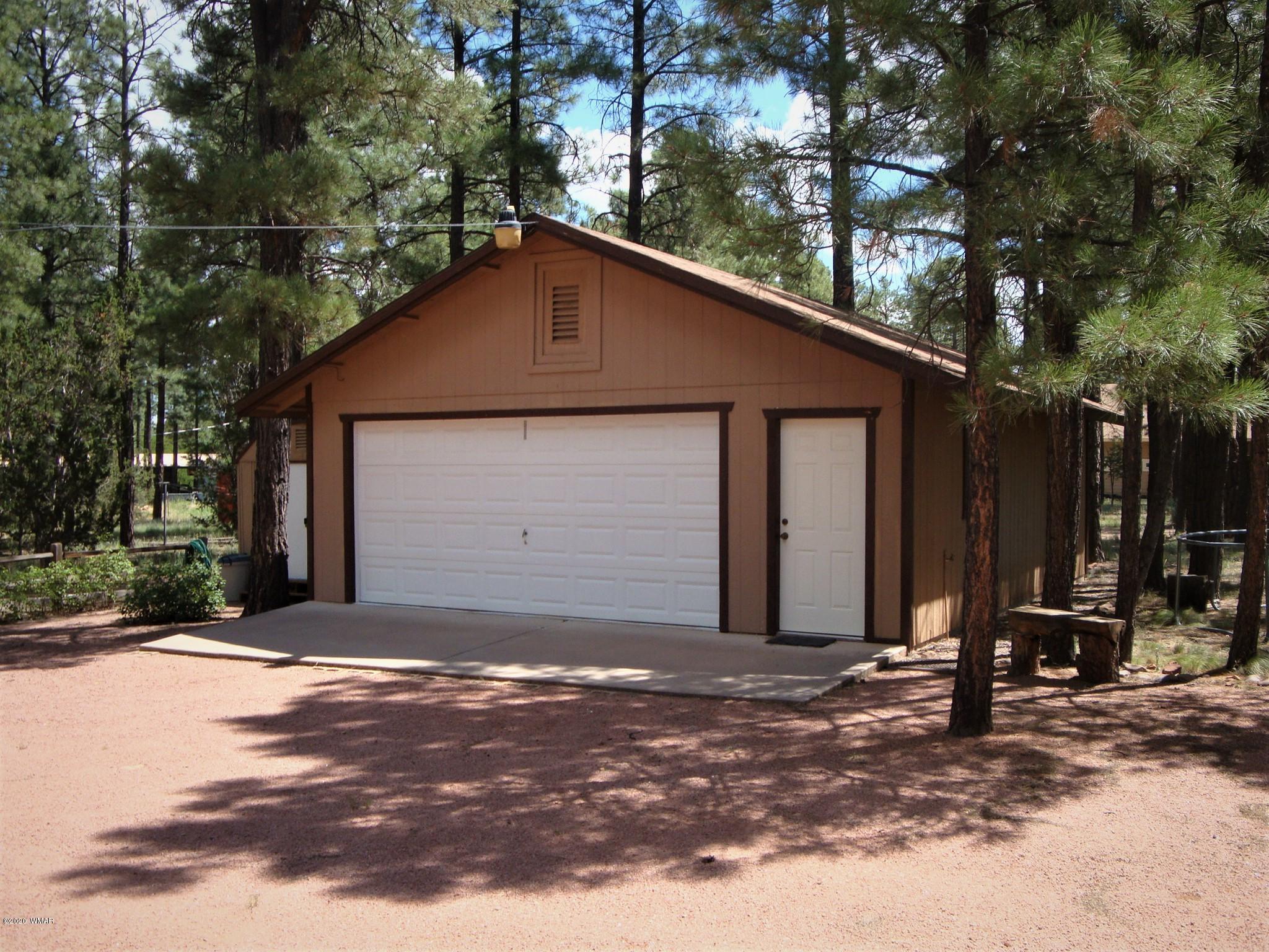 2002 Penrod Road Overgaard, AZ 85933 - Photo 13 of 20