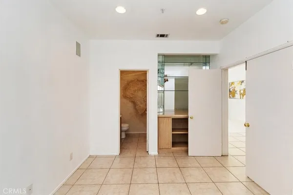 $4,000 | 16757 Escalon Drive, Fontana, CA 92336