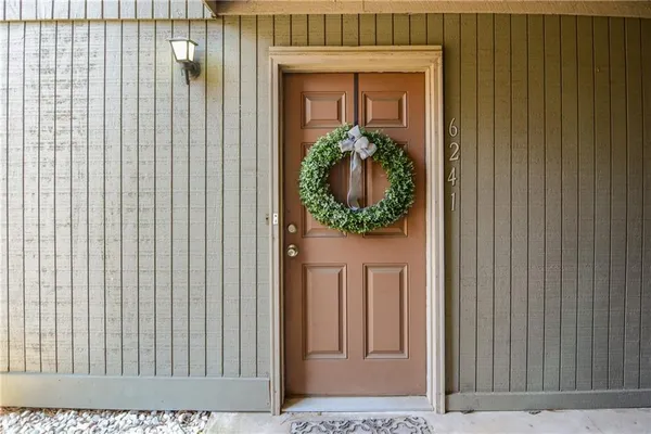 $165,000 | 6241 Overlook Road Northwest, Unit 6241, Peachtree Corners, GA 30092