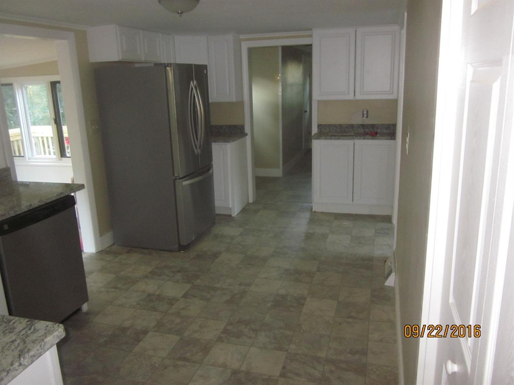 414 Old Craigville Road Barnstable, MA 02632 - Photo 4 of 17 Gallery Image 4