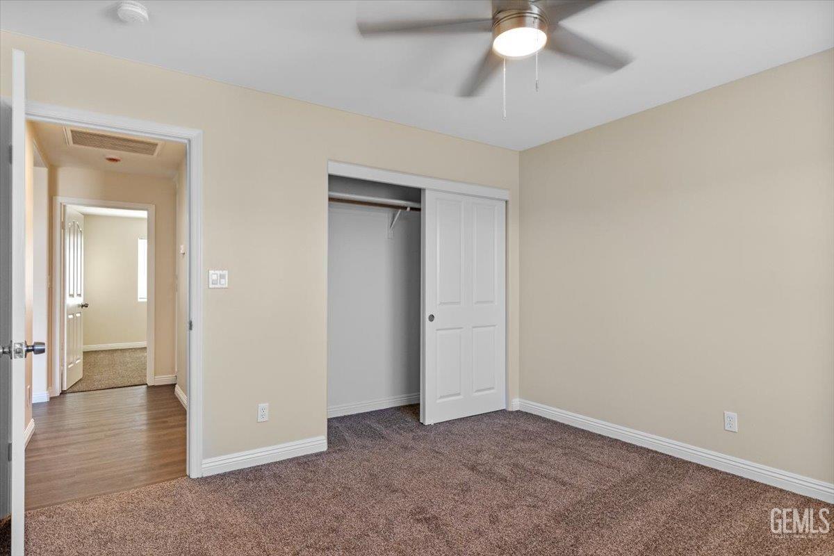 Undisclosed Address Tehachapi, CA 93561 - Photo 20 of 40 a view of a livingroom with a chandelier fan
