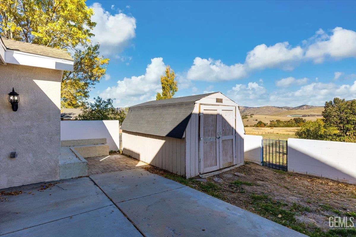 Undisclosed Address Tehachapi, CA 93561 - Photo 38 of 40 a view of a terrace