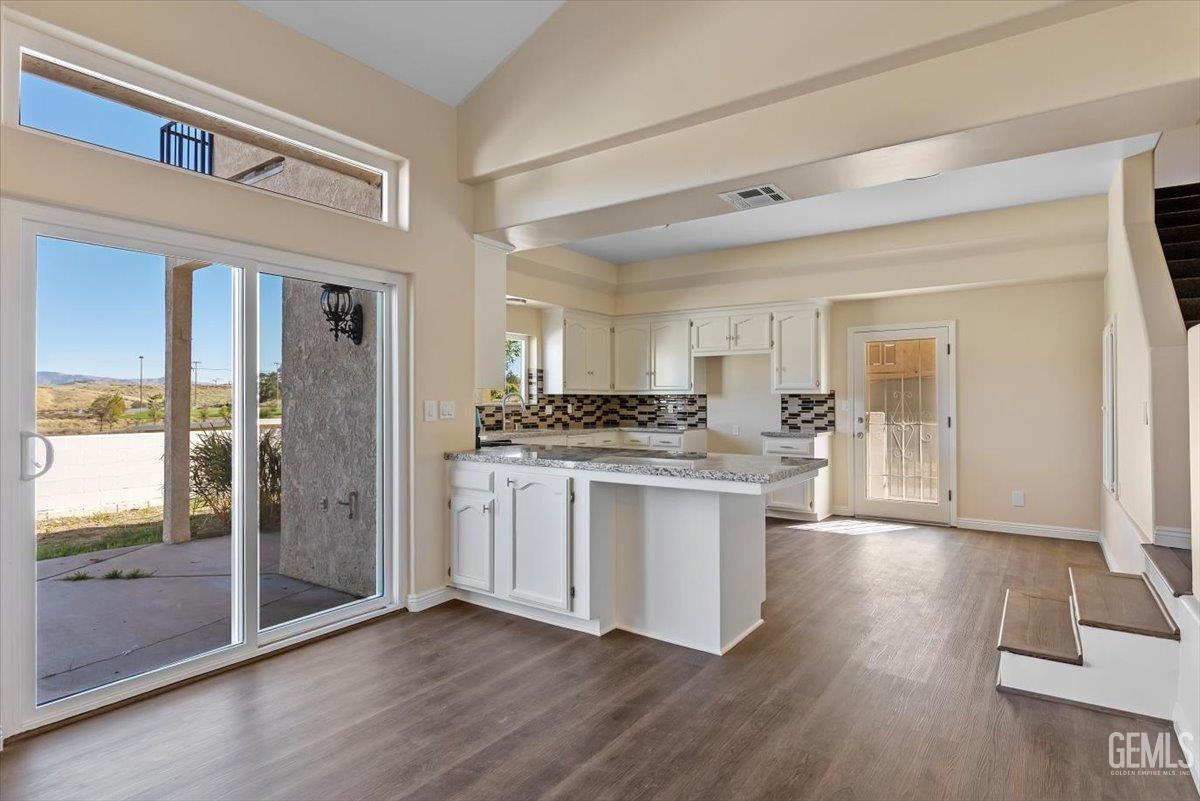 Undisclosed Address Tehachapi, CA 93561 - Photo 10 of 40 a view of kitchen with sink and refrigerator