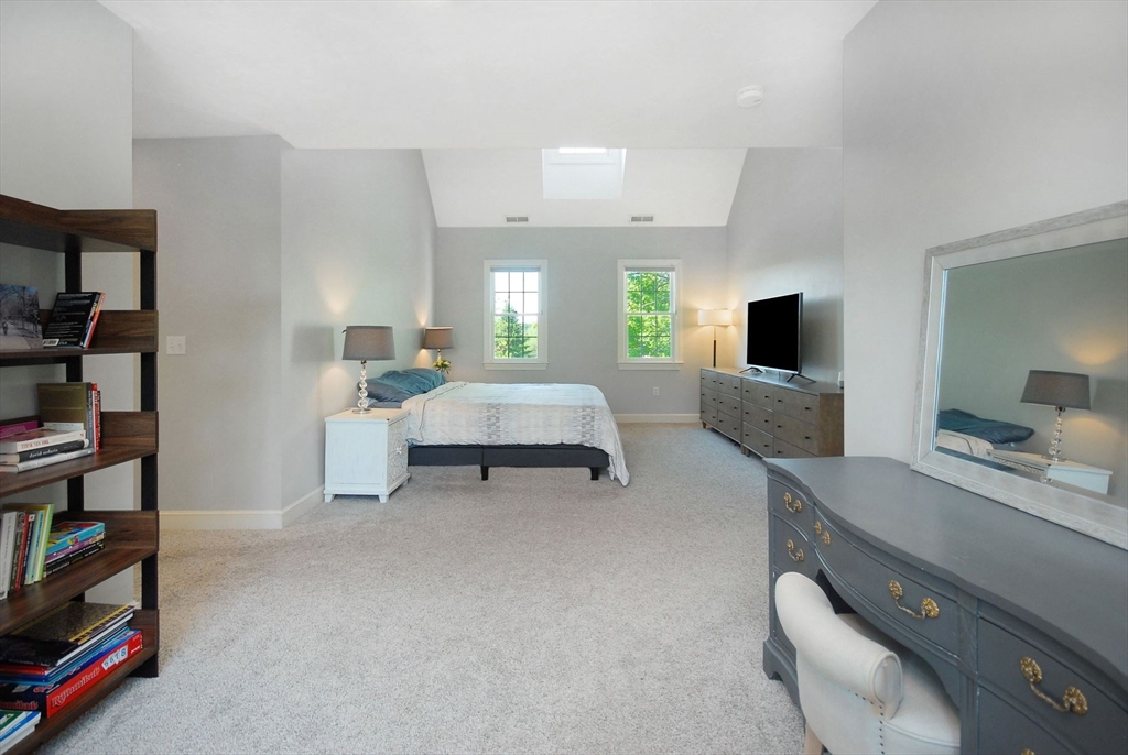 4 Lanes End Road Stow, MA 01775 - Photo 13 of 42