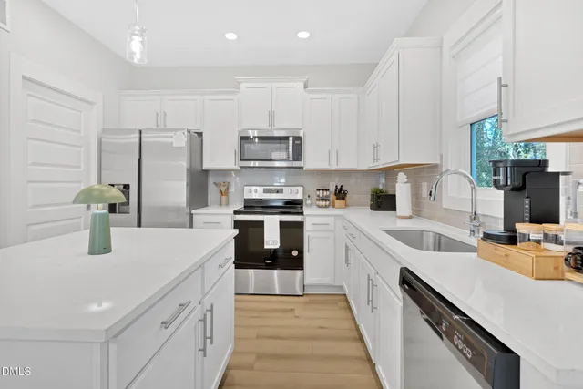 $2,850 | 1917 Essex Road, Unit A, Durham, NC 27704