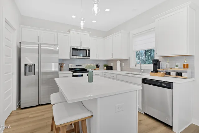 $2,850 | 1917 Essex Road, Unit A, Durham, NC 27704