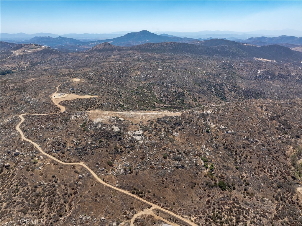 33445 Chameleon Road Hemet, CA 92544 - Photo 11 of 15