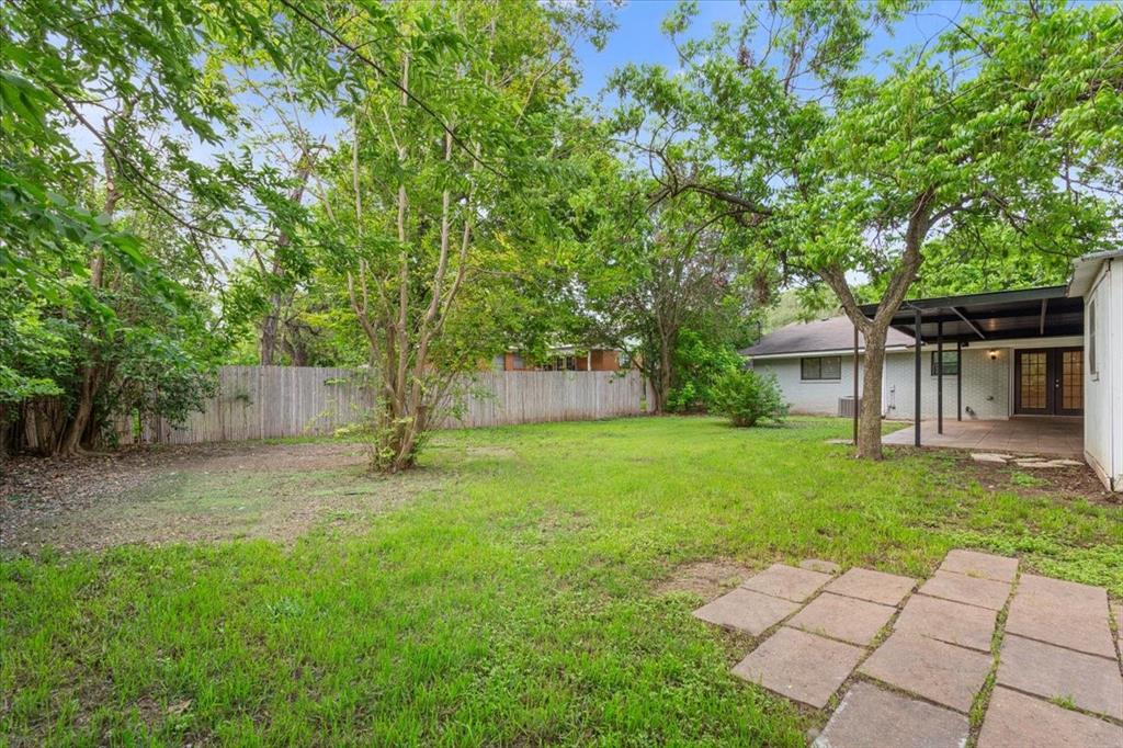 2025 Lenamon Street Waco, TX 76710 - Photo 22 of 24