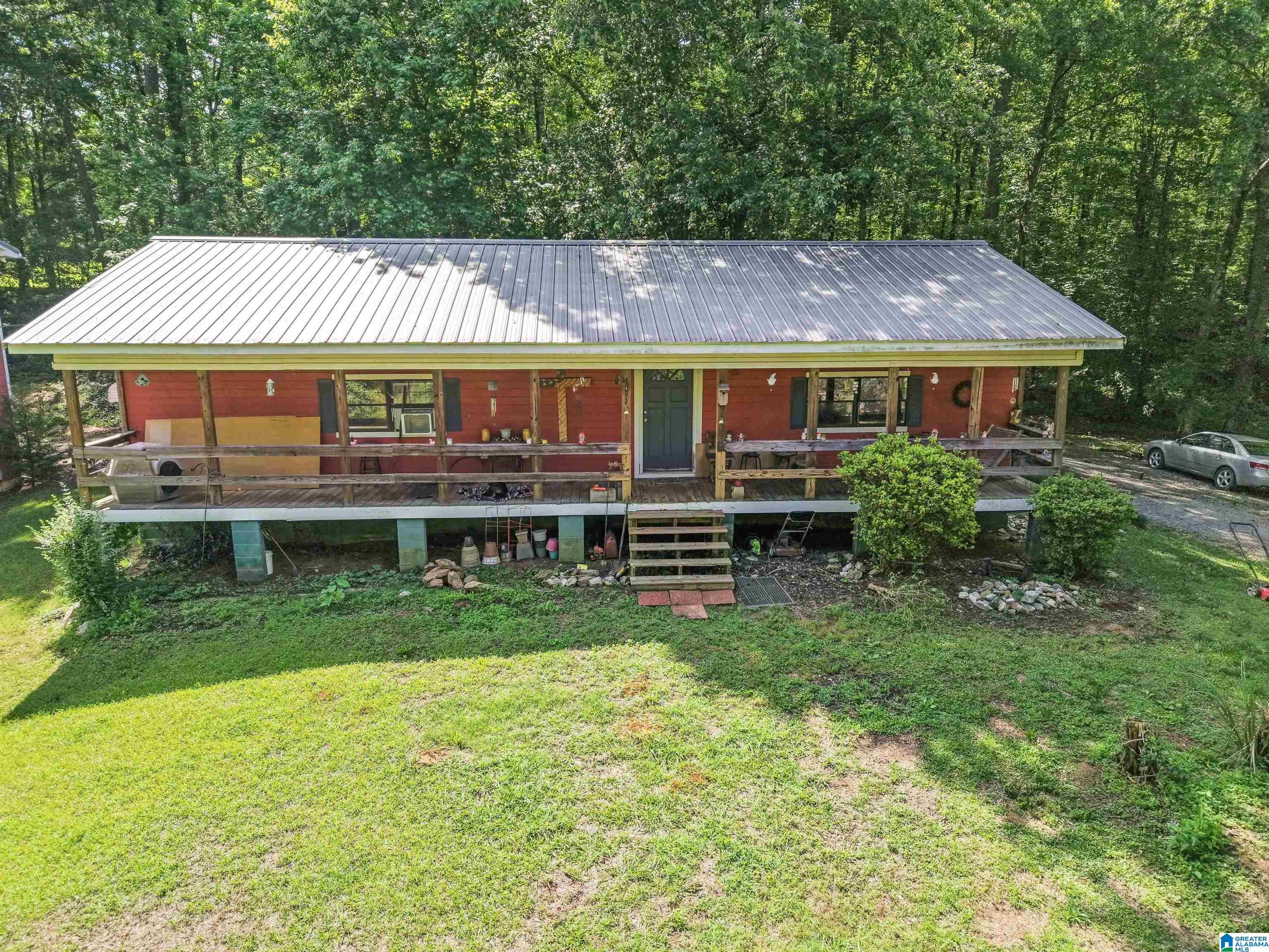 155 West Curtis Road Sylacauga, AL 35150 - Photo 3 of 33