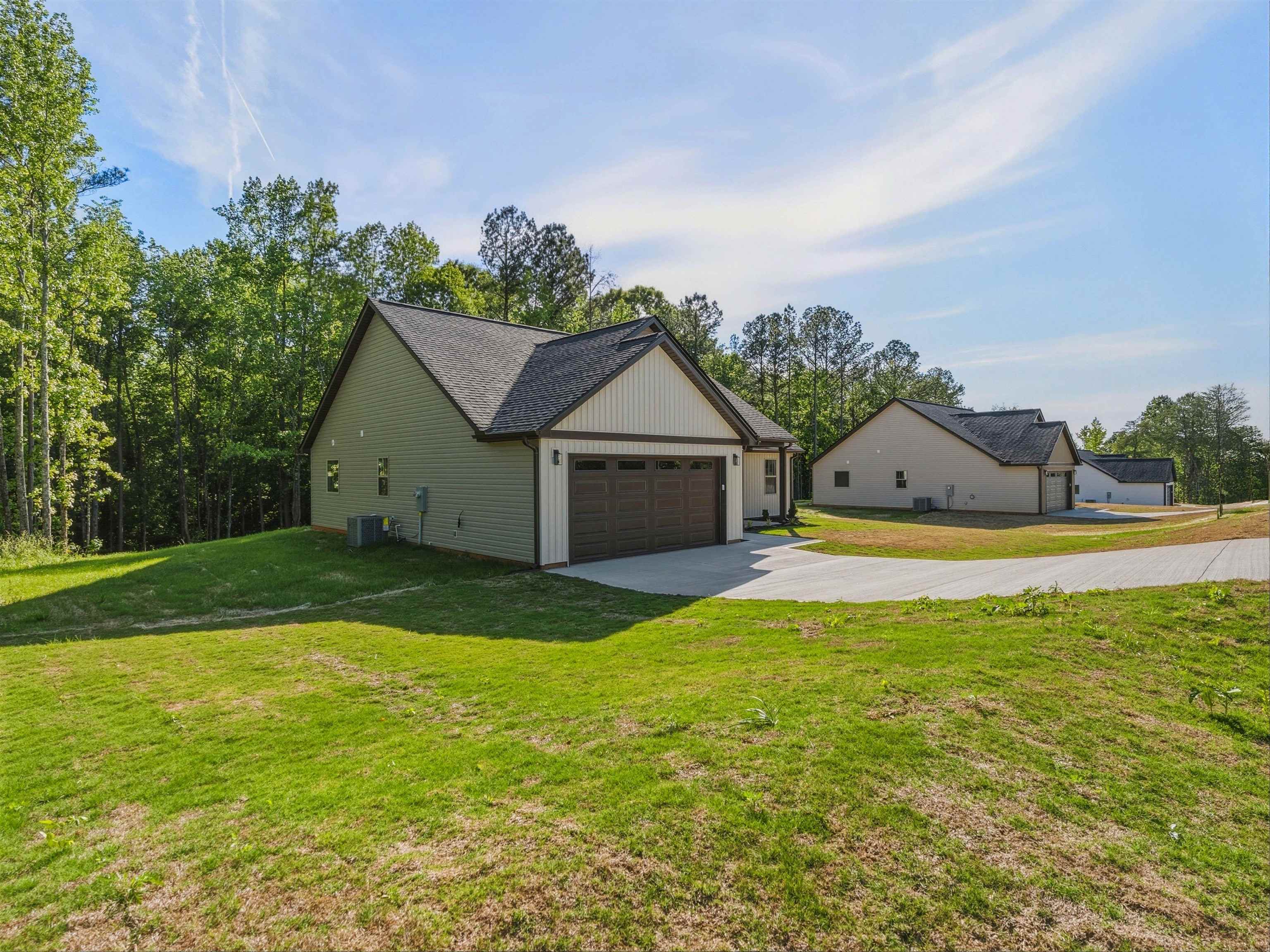 179 Susans Road Gaffney, SC 29341 - Photo 4 of 46