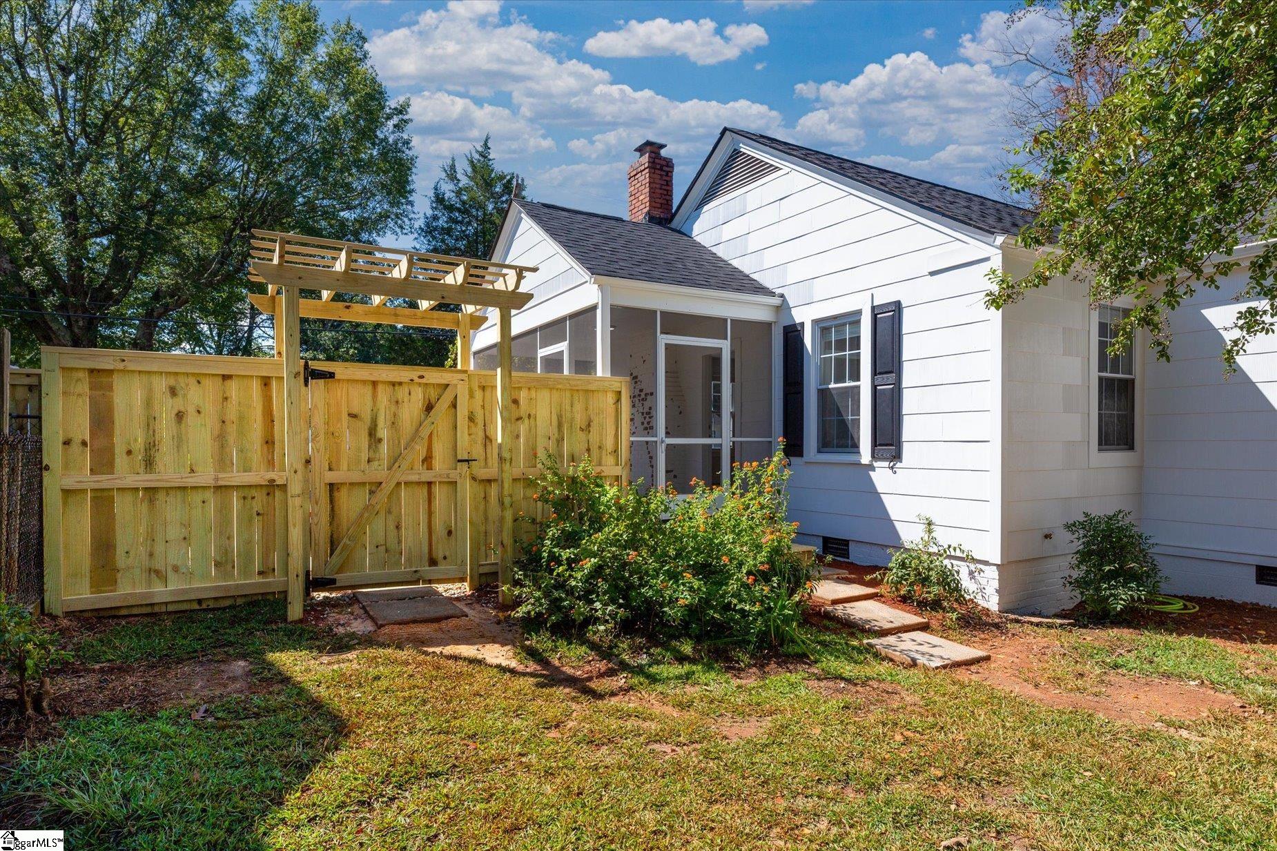 32 Pleasant Ridge Avenue Greenville, SC 29605 - Photo 34 of 40 Gallery Image 34