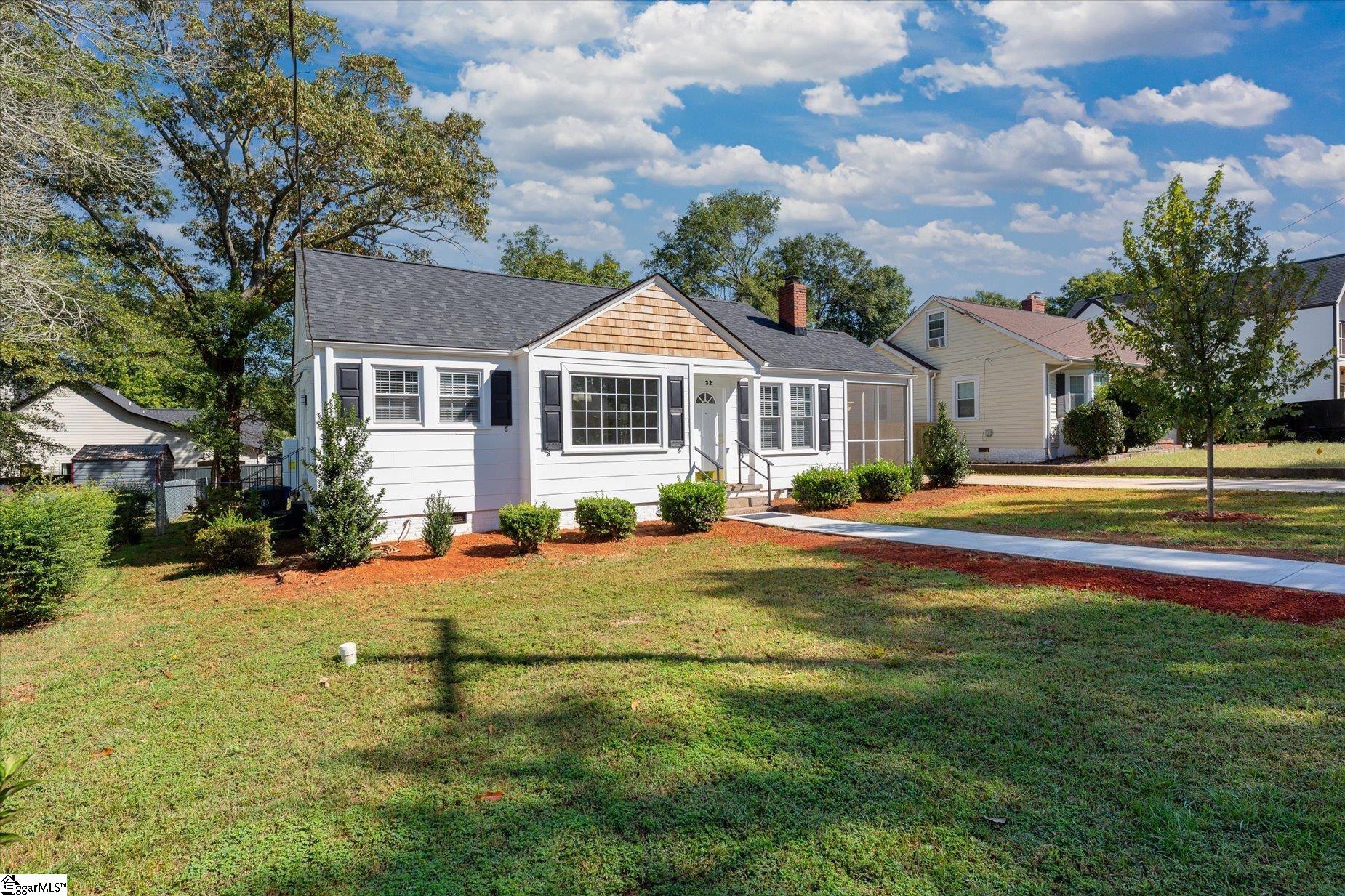 32 Pleasant Ridge Avenue Greenville, SC 29605 - Photo 4 of 40 Gallery Image 4
