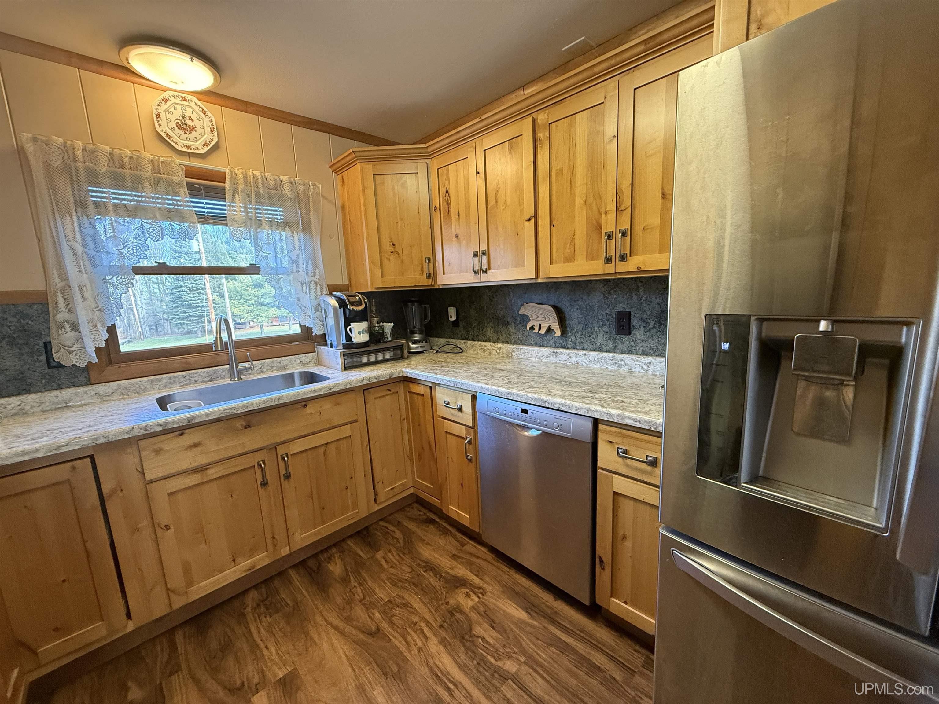 11587 Black River Road Bessemer, MI 49911 - Photo 5 of 32