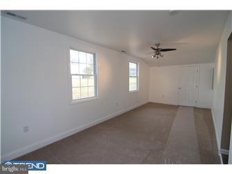 47 Harp Road Levittown, PA 19056 - Photo 5 of 12 Gallery Image 5