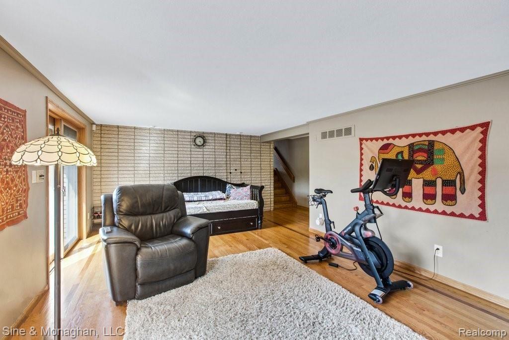 757 Shelden Road Grosse Pointe Shores, MI 48236 - Photo 11 of 27