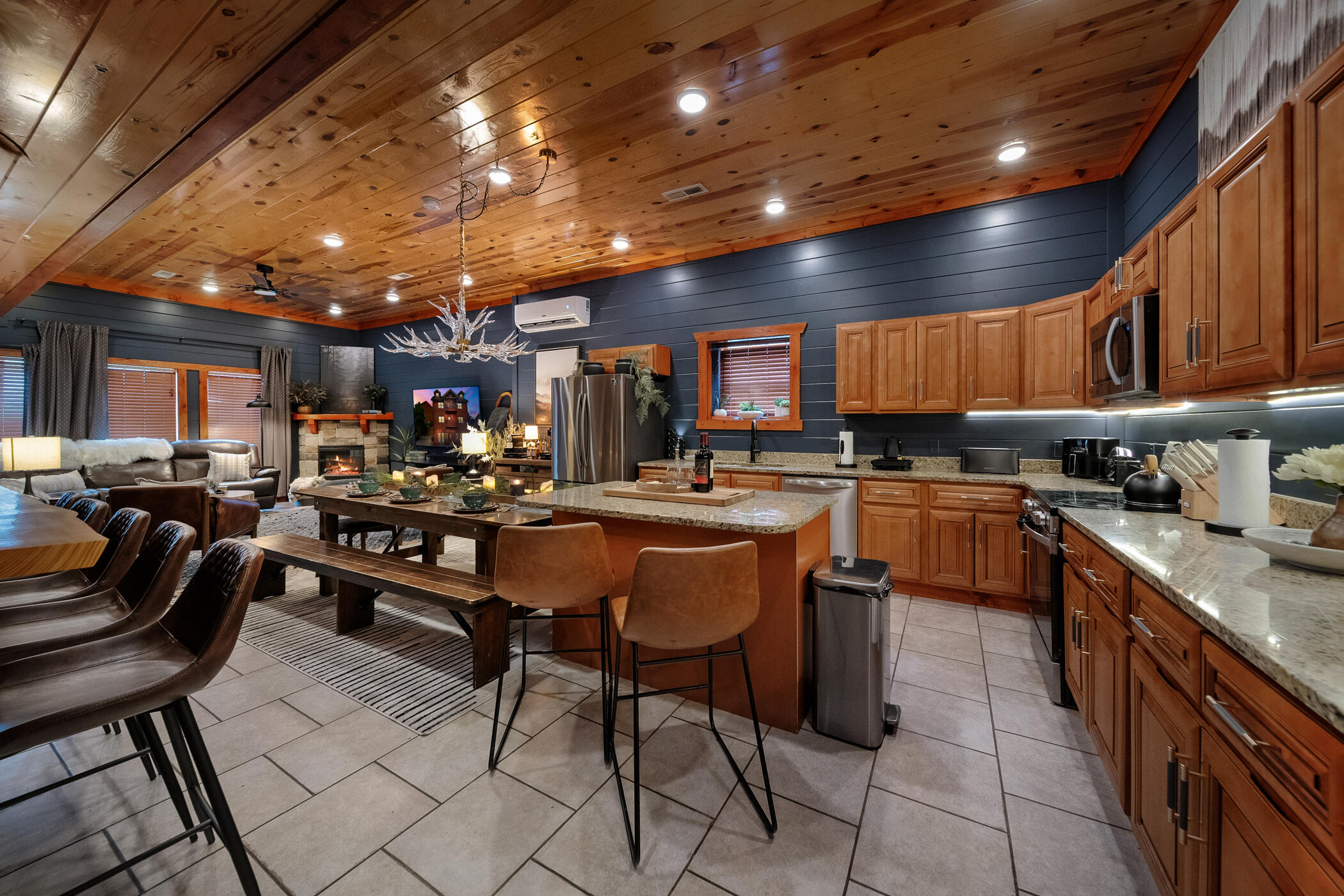 2513 Laurel Point Way Sevierville, TN 37862 - Photo 19 of 81 Kitchen