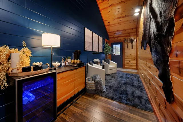 $1,775,000 | 2513 Laurel Point Way, Sevierville, TN 37862