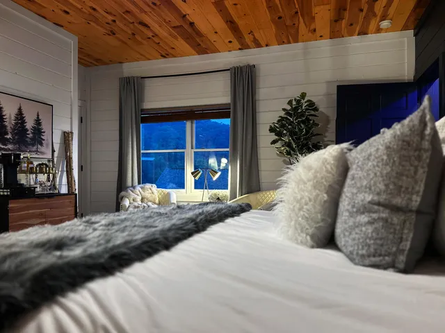 $1,775,000 | 2513 Laurel Point Way, Sevierville, TN 37862