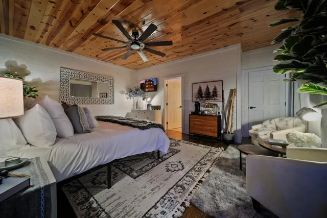 $1,775,000 | 2513 Laurel Point Way, Sevierville, TN 37862