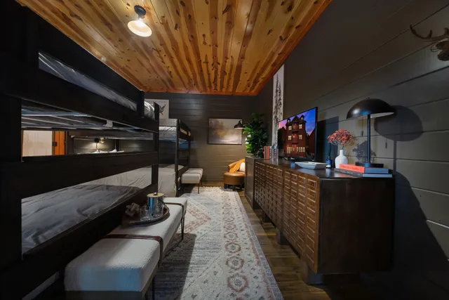 $1,775,000 | 2513 Laurel Point Way, Sevierville, TN 37862